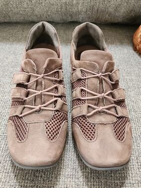 Walking Cradles Suede Arena Neutral Taupe Mesh Comfort Walking Shoes 8